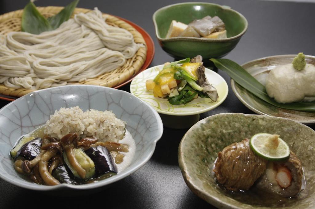 Oumeitei Tsuji Ryokan Nagano Exteriör bild
